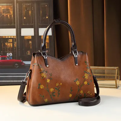 Atmospheric simple plum blossom printed handbag HB46435